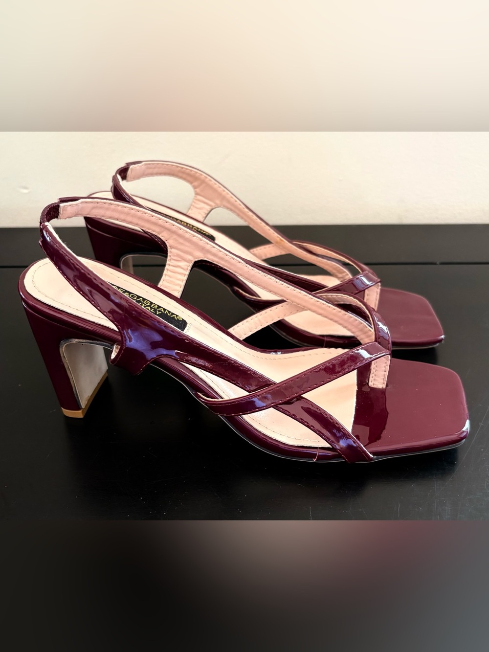 Dolce & Gabbana Patent Leather Slingback Heels in Deep Purple Made in Italy NEW